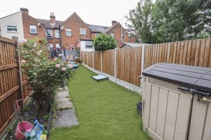 ST LEONARDS ROAD- click for photo gallery